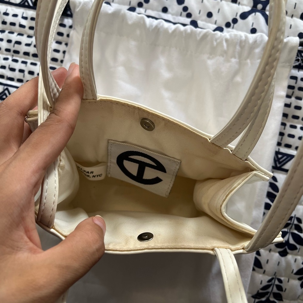 telfar bag - Picture 3 of 5